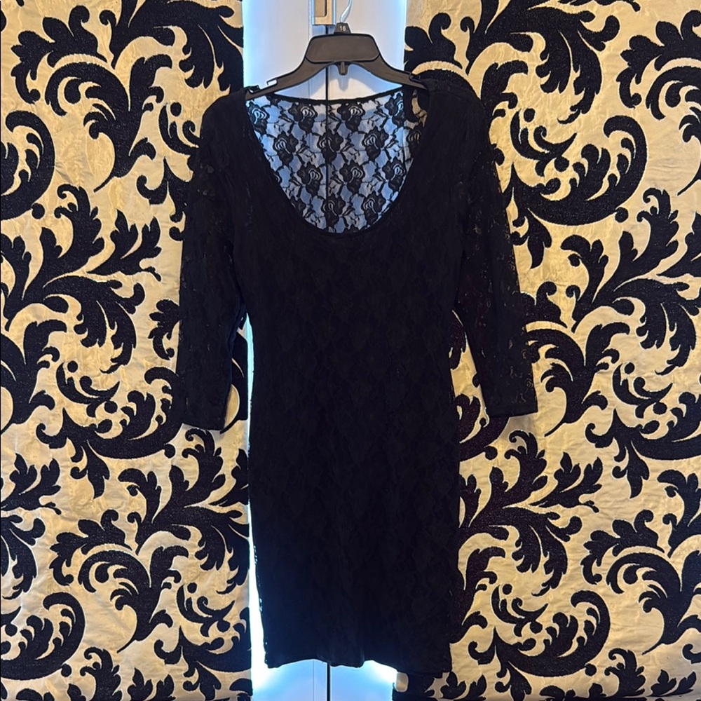 Elegant Black Lace Dress